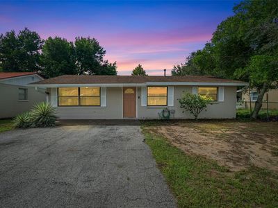 1300 SHERMAN AVENUE, Tavares, FL, 32778