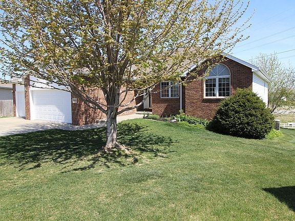 2nd image of 8030 Creek View Ct