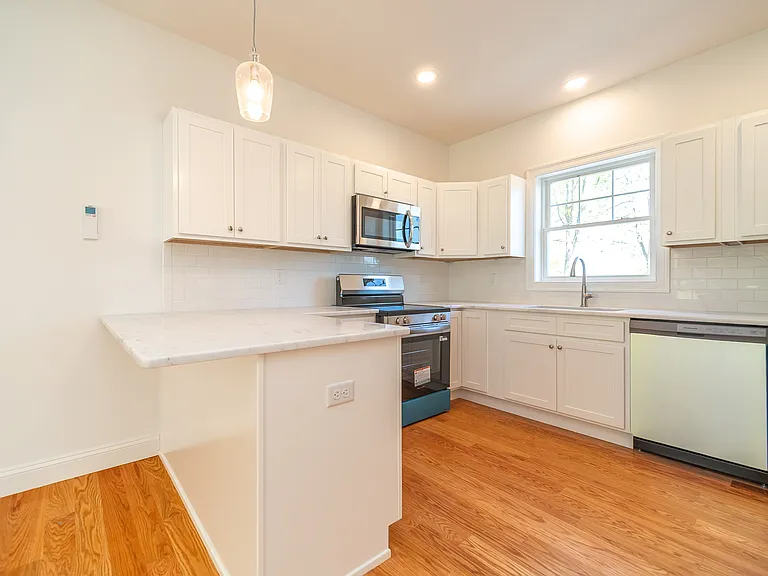 1154 Poquonnock Rd #7 — Photo 17