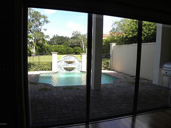 4th image of 105 Cuello Ct Unit 101