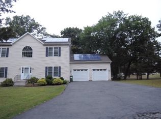 131 6th St, Somerset, NJ 08873