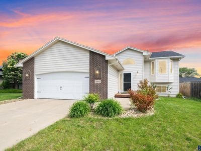 5600 W Darcie St, Sioux Falls, SD, 57106