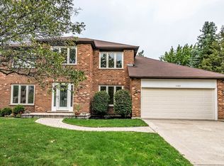 1165 Johnson Dr, Naperville, IL