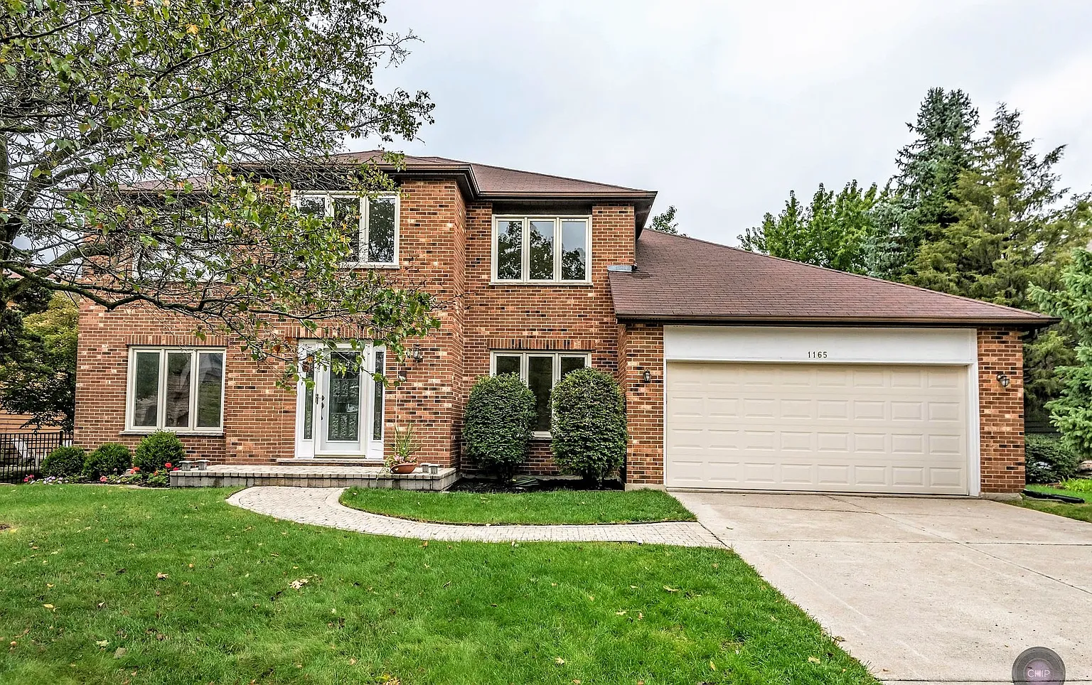 1165 Johnson Dr photo 1
