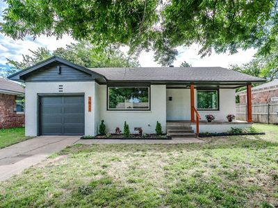 1811 Oxford Way, The Village, OK, 73120