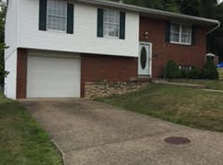 147 Iroquois Trl, Ona, WV 25545