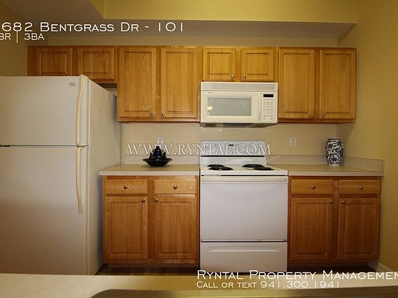 2nd image of 5682 Bentgrass Dr Unit 101