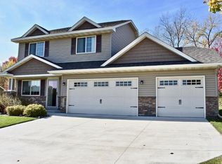 17932 Nixon Dr NW, Elk River, MN 55330