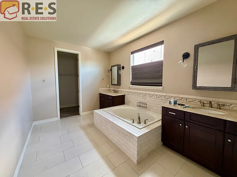 11724 Spotted St — Photo 7