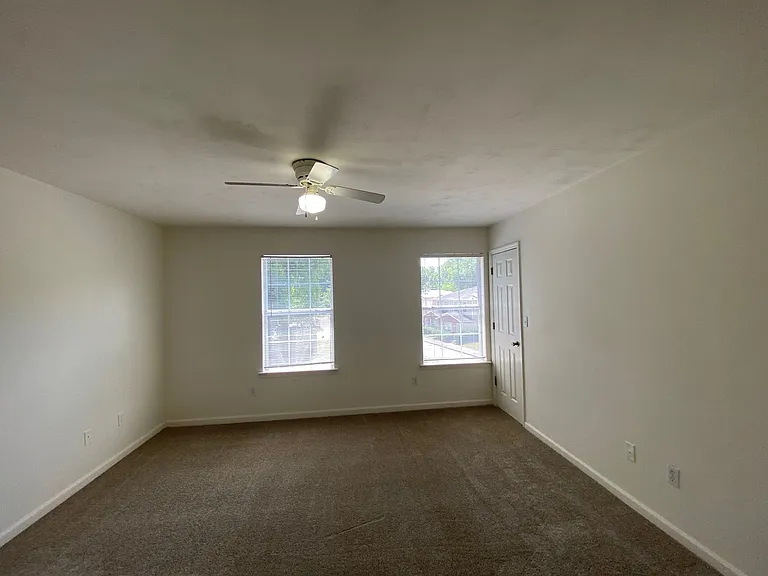The Cove - 2210 — Photo 14
