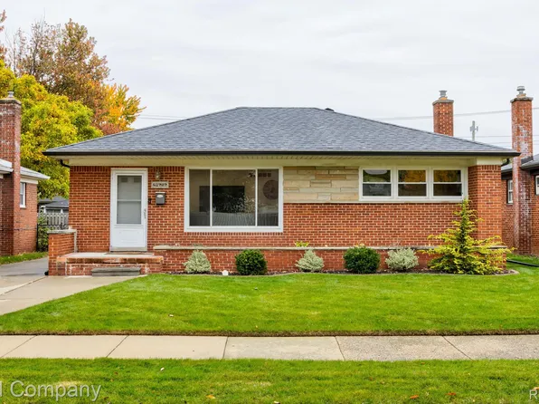 28616 Dartmouth St, Madison Heights, MI 48071
