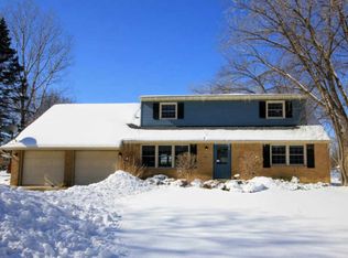 1135 Sunset Dr, Fergus Falls, MN 56537