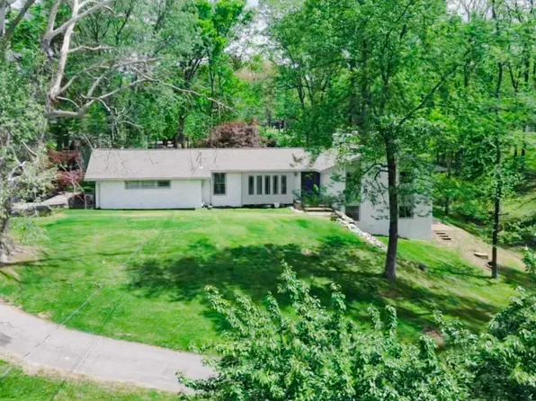 537 Indian Lake Rd, Hendersonville, TN 37075