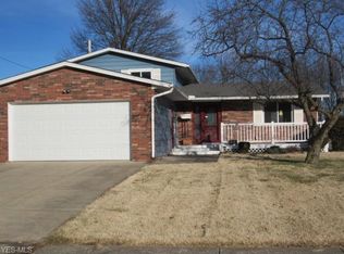 1312 Winchester Dr, Parma, OH 44134