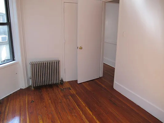 Rented by Dwell Residential Inc | media 23