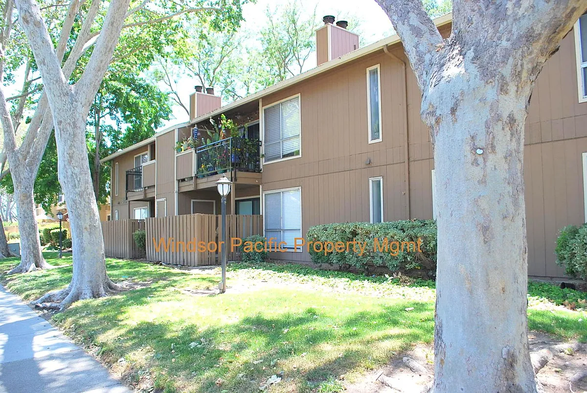 Building Photo - 9025 Alcosta Blvd #229