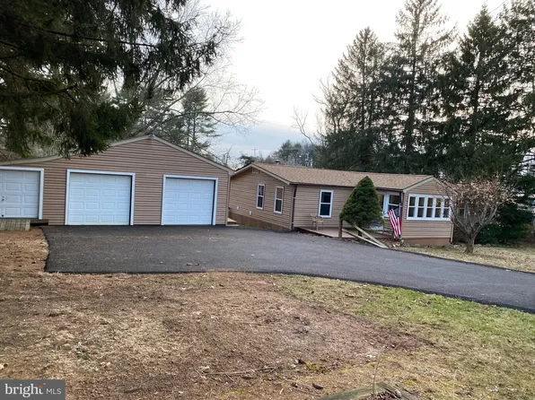 3338 Charles St, Fallston, MD 21047