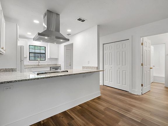 2nd image of 2956 Woodrich Dr APT A