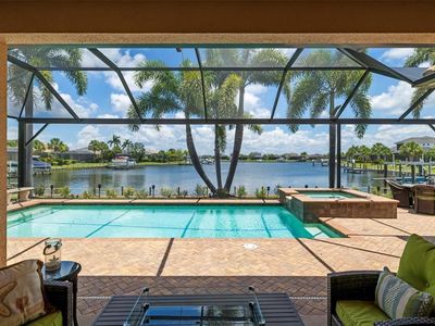 5216 LAKE OVERLOOK AVENUE, Bradenton, FL, 34208