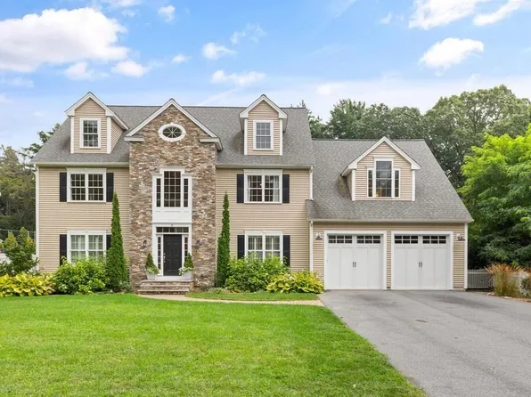 9 Lexington St, Burlington, MA 01803
