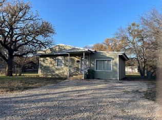 300 NW 13th St, Mineral Wells, TX 76067
