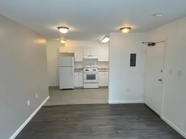 900 M St NW APT 302, Washington, DC 20001