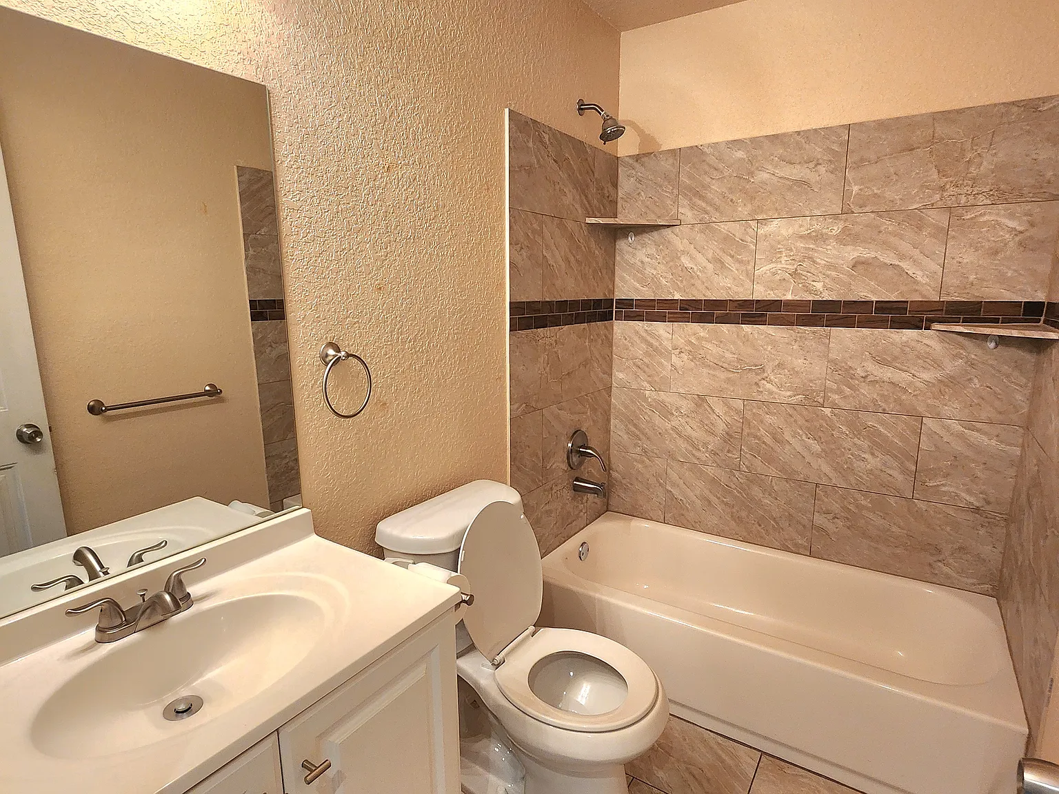 House for Rent — Photo 4