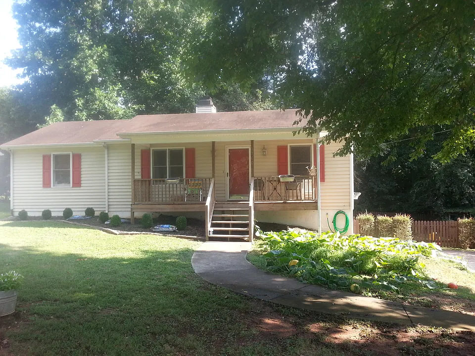 1700 Karmel Dr