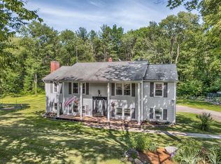 30 Lead Mine Rd, Southampton, MA 01073