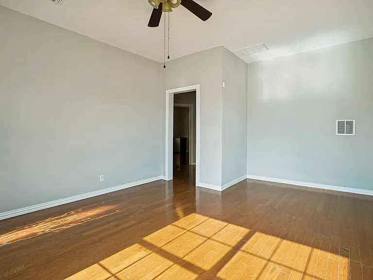 2219 N Flores St — Photo 5