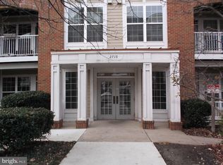2710 Bellforest Ct APT 108, Vienna, VA 22180