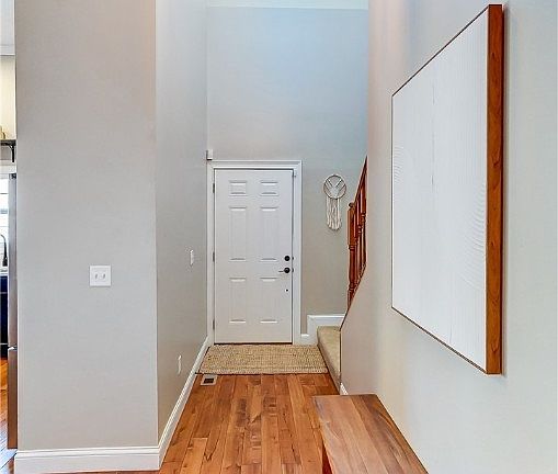 5th image of 236 Pointe Oakwood Way