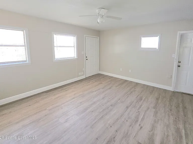 4415 Coleridge Ave — Photo 7