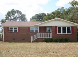 474 Hawthorne Rd, Spartanburg, SC 29303
