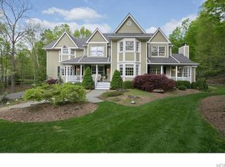 30 Crystal Farm Rd, Warwick, NY 10990