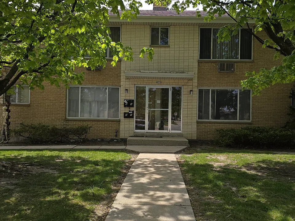 8239 W Oklahoma Ave #2
