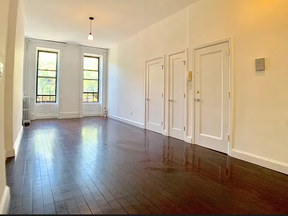 19 W 122nd St #2