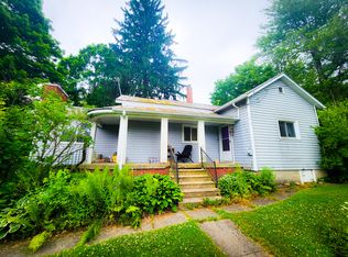 147 N Main St, Camden, MI 49232