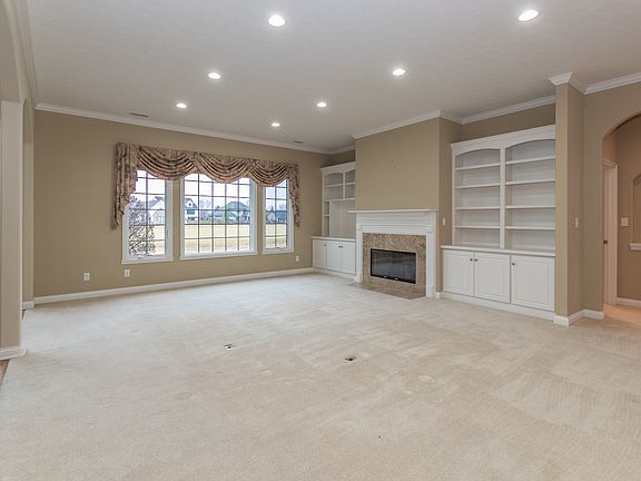 4th image of 16409 Gleneagles Ct