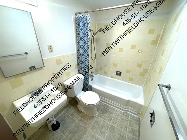 20 Hillside Cir #2 — Photo 6