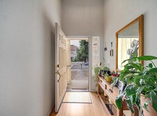 1352 Orsolini Pl, Santa Rosa, CA 95403