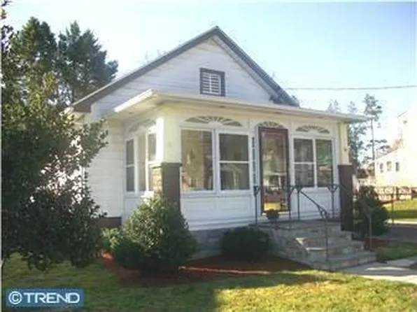 36 Grove Ave, Flourtown, PA 19031