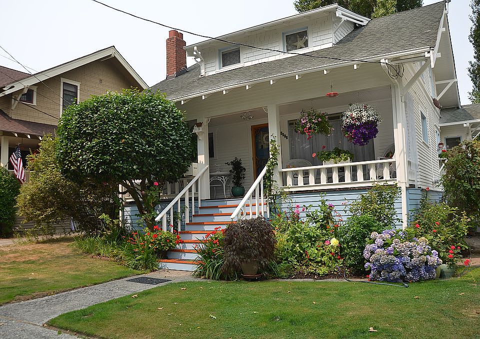 2nd image of 3046 NW 68th St