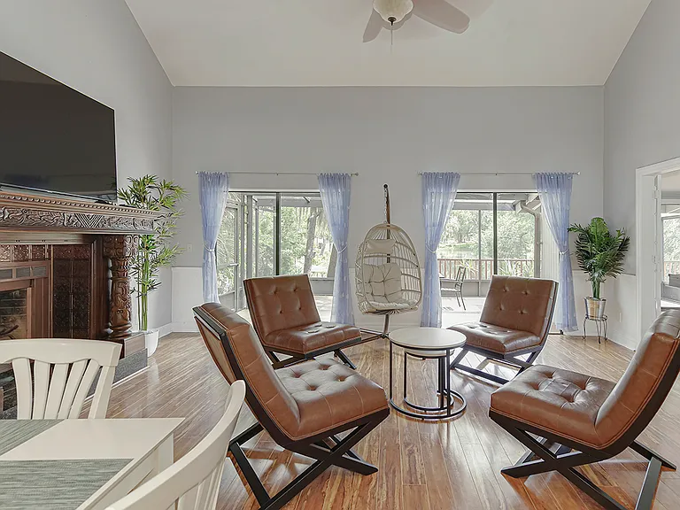 19017 Cedar Ln — Photo 10