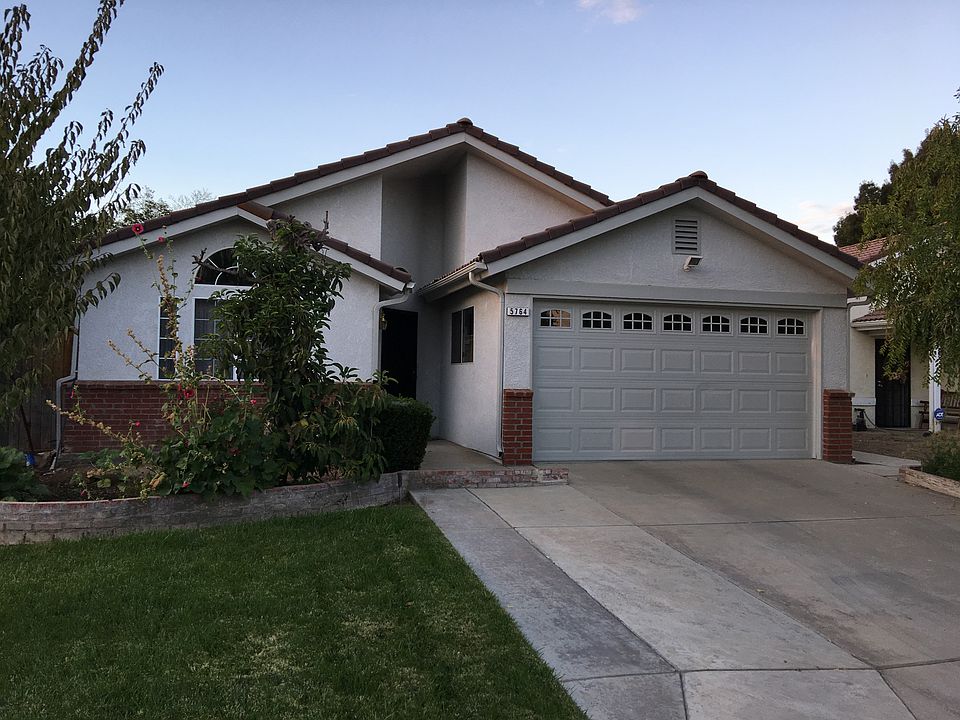 2nd image of 5764 W Escalon Ave