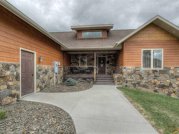 3rd image of 824 Major Lake Dr