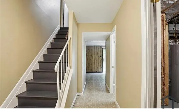 9230 Woodcreek Ct — Photo 17