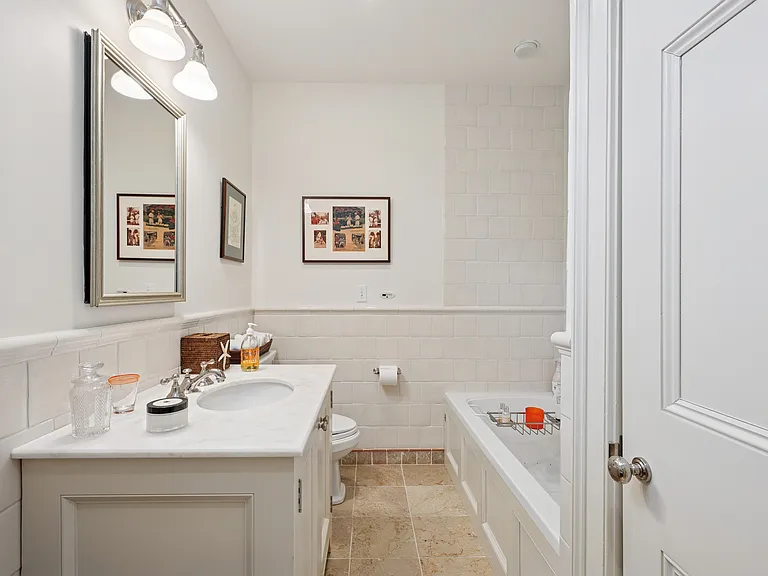 34 Howard St — Photo 18