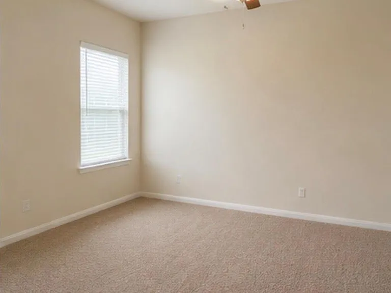 1522 Heartwood Dr — Photo 9