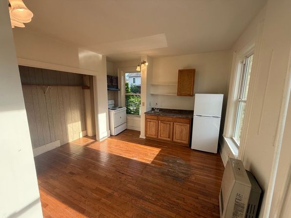 413 S 6th St APT C